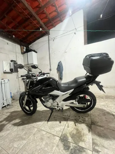 Vendo ou troco por Xre 300