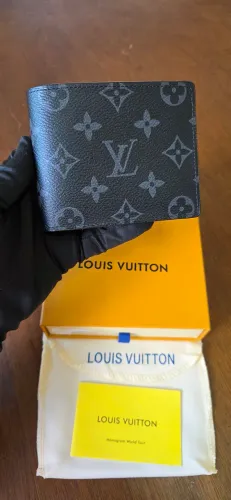 Carteira Louis Vuitton