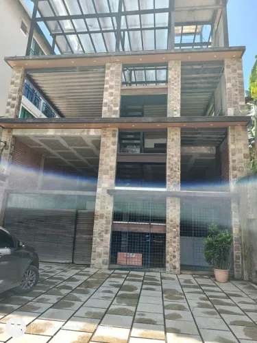 Itaipava - Lojão / Galpão com 1.000m². oportunidade de negócio !