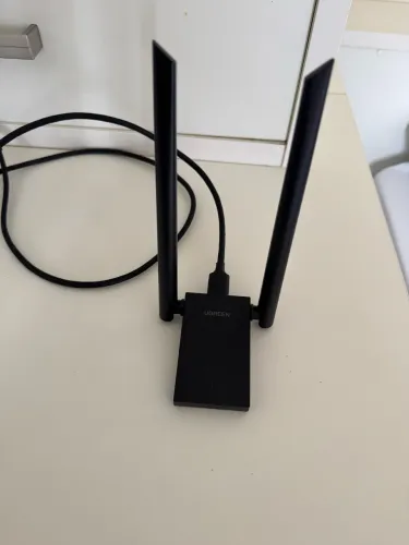 Adaptador Wi-Fi 6 Ugreen com antena