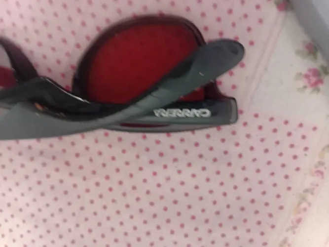 Oculos escuros importado de marca