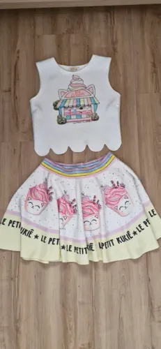 Conjunto Kukie - Blusa e Saia