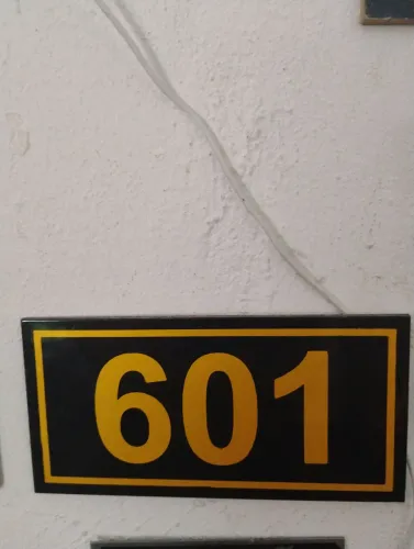 Placa de identificação de ambiente