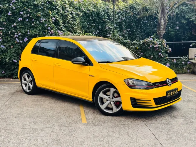 Volkswagen Golf GTI 2.0 TSI 220cv Aut. 2015