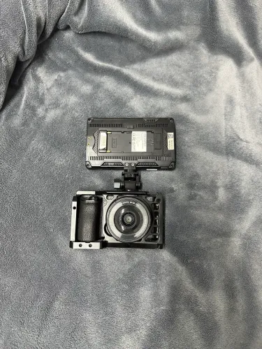 VALOR NEGOCIÁVEL Sony a6500 + monitor feelworld + cage