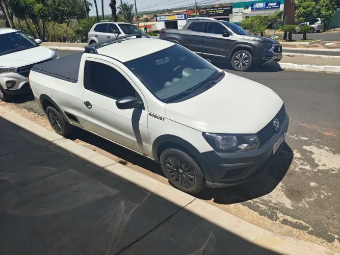Volkswagen Saveiro Robust 1.6 Total Flex 16V 2019