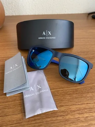 Óculos de sol Armani Exchange