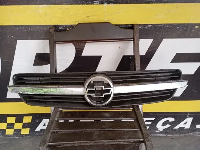 Grade Superior Frontal Da Chevrolet Meriva Ano 2003 Até 2012