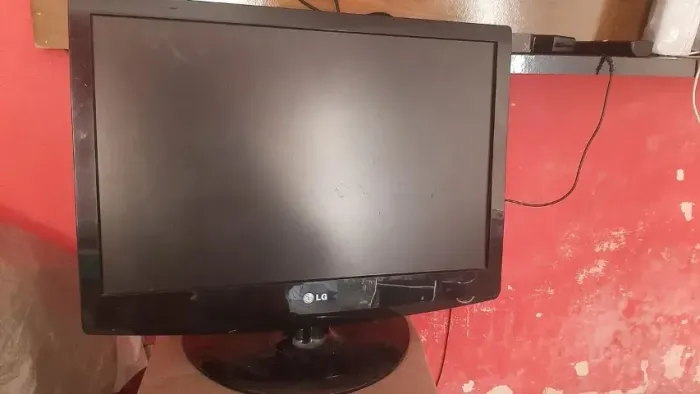 Monitor e TV LG 22' Obs: leia descrição!