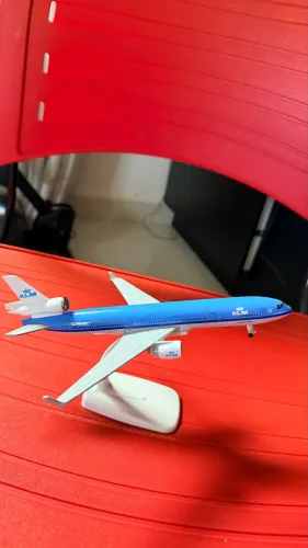 Miniatura de avião 15cm KLM