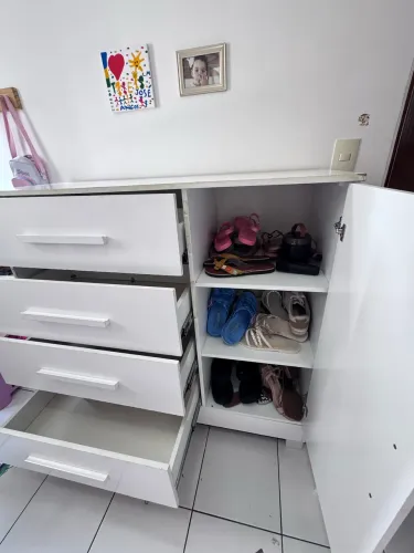 Cômoda adulto/infantil