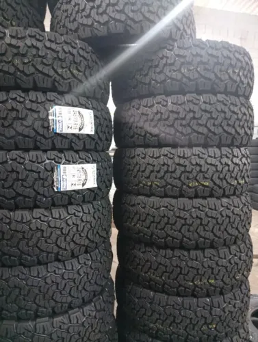 Pneu bom com preço legal pra você 175/65-14 205,00 á vista