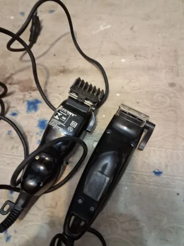 Maquina de cortar cabelo 2 unidades