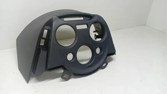Moldura do comando do ar condicionado Nissan Versa 2016 (usado)  
