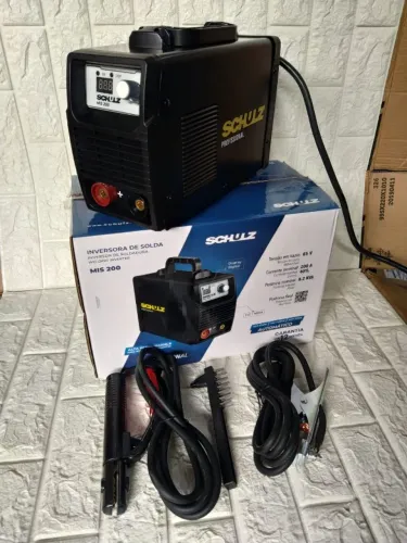 Maquina de Solda Inversora Portátil marca Schulz Mis 200A