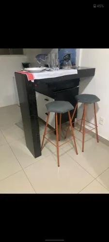 Duas Banquetas cozinha/copa