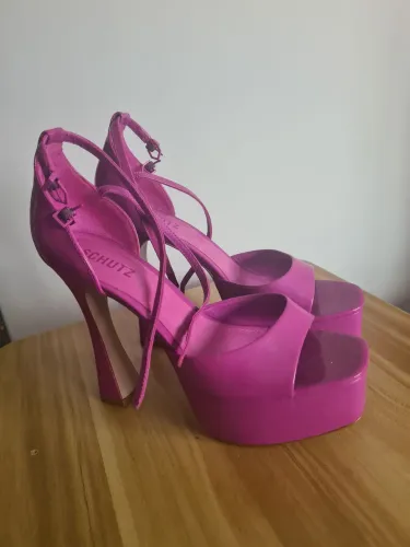 BLACK FRIDAY Sandália salto alto schutz rosa pink