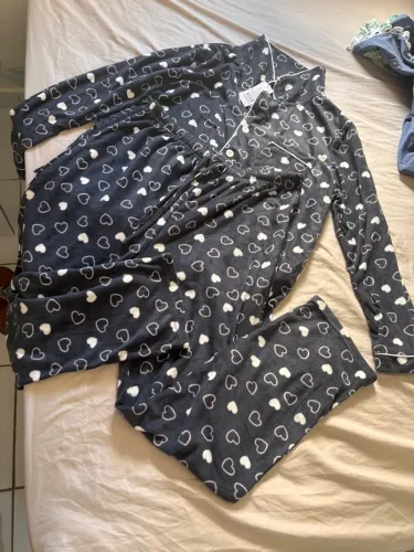 Conjunto de pijama novo GG pequeno