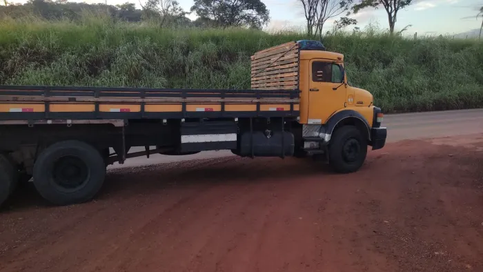 Mercedes-Benz 2213 ? Oportunidade no Preço! Forte, Econômico e Pronto para Trabalhar