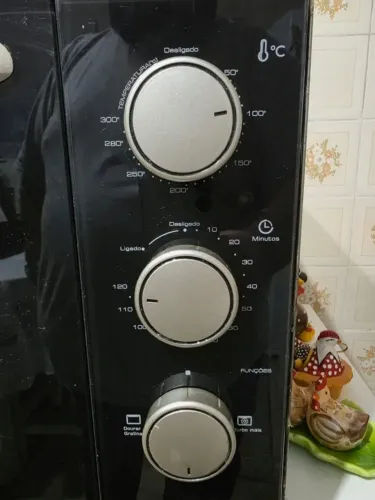 Forno elétrico de bancada Fischer Turbo 2.4 New, 48 litros, funcionando perfeitamente.