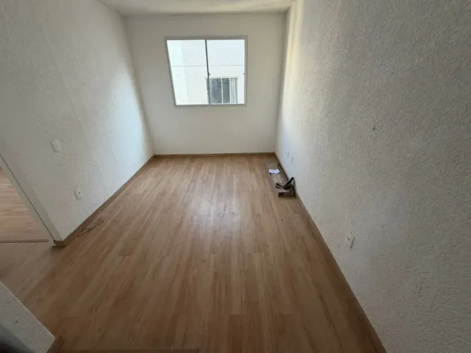 Imóvel para aluguel possui 40 metros quadrados com 2 quartos em Tomás Coelho - Rio de Jane