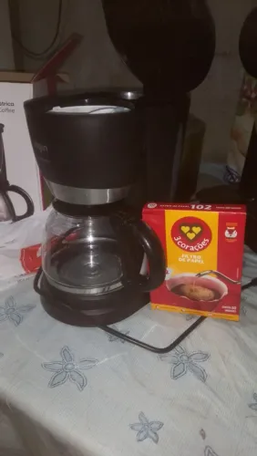 Vende se uma cafeteira