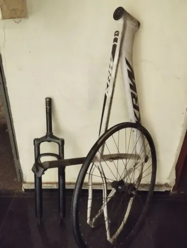 Quadro , roda, suspenção aro 29