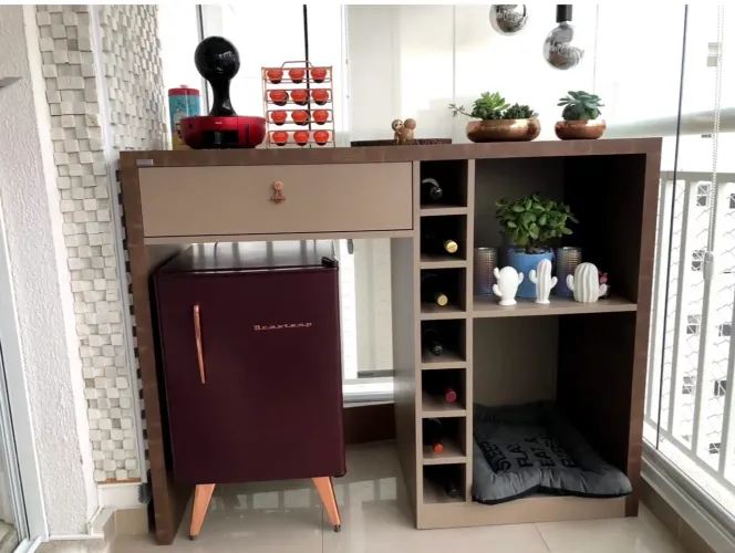 Aparador Todeschini com espaço para frigobar