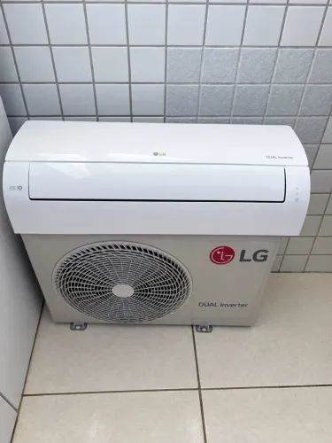 Ar Condicionado LG Dual Inverter 9.000btus