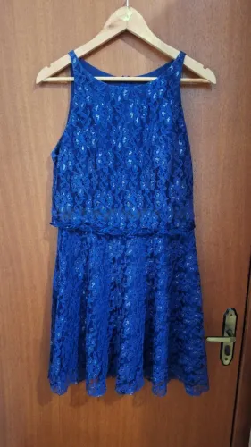 Vestido de Festa Azul Marinho em Renda - Elegante e Delicado