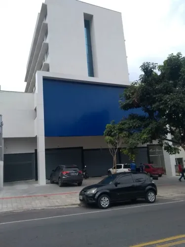 LOJA EM PONTO COMERCIAL DO BAIRRO OURO PRETO