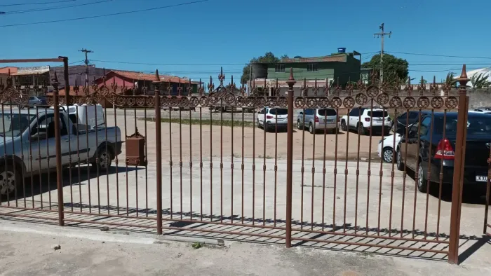 São Pedro da Aldeia/Praia Linda/Loja/ Frente da Rodovia