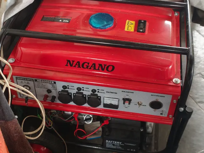 gerador sem uso gasol 8.3 kVa partida elétrica de 4000,00 por 1.9