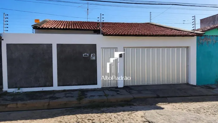 Casa à venda - Itararé - Teresina/PI