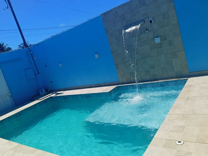 Aluga-se pra festas , eventos, comemorações e laser . Casa ótima pra passar finais de sema