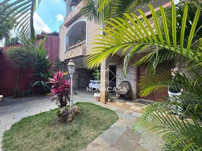 Casa com 5 dormitórios à venda, 447 m² por R$ 2.500.000,00 - Dona Clara - Belo Horizonte/M