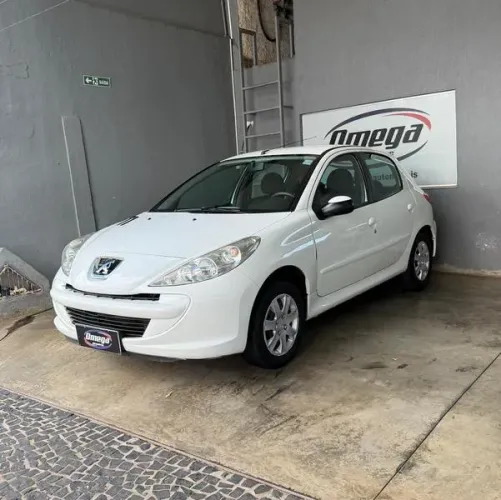 Peugeot 207 Active 1.4 Flex 8V 5P 2014