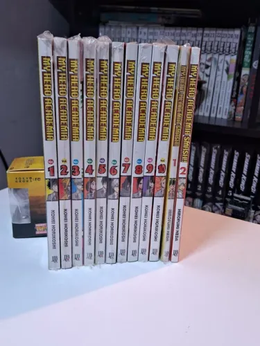 Mangás Boku no Hero Academia Vol. 01 ao 10 + Boku no hero smash vol 1 e 2