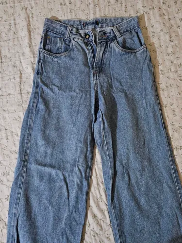 Calça jeans reta