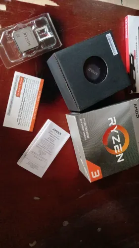 Processador AMD Ryzen 3 3200G, 3.6GHz (4GHz Max Turbo), Cache 6MB, AM4