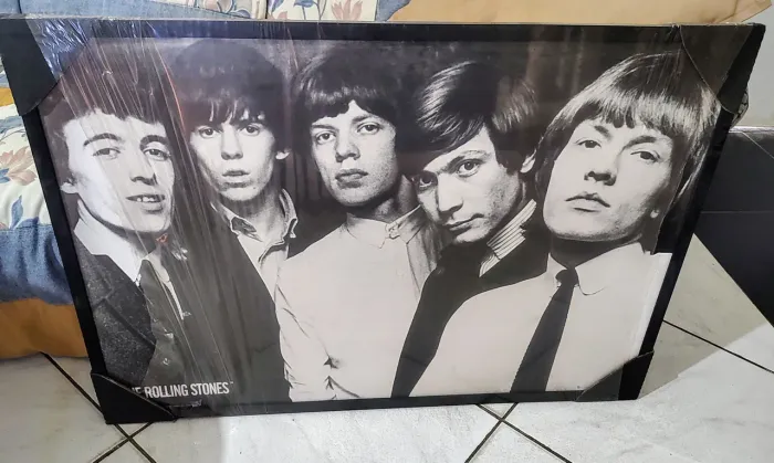 Poster R Stones na moldura. 70/95