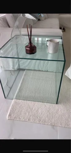 Mesa toda em vidro 