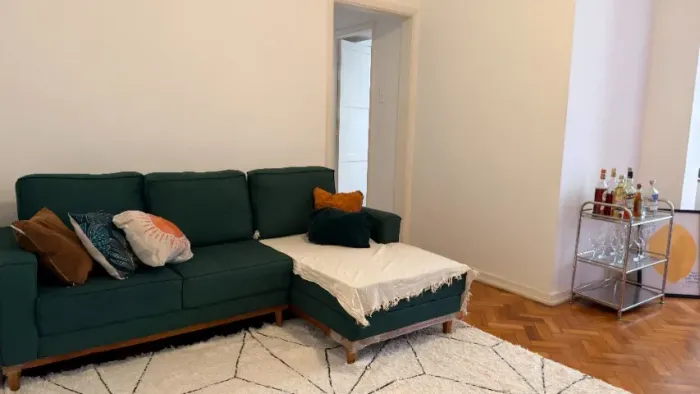 Sofá Verde 3 lugares com Chaise