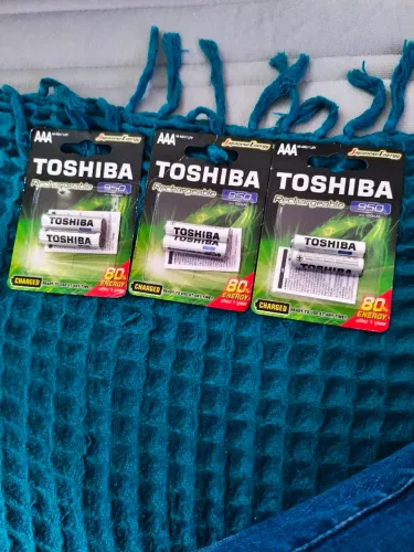 6 pilhas recarregável Toshiba AAA lacrado