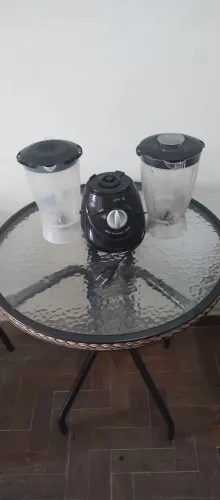 LIQUIDIFICADOR + COPO EXTRA