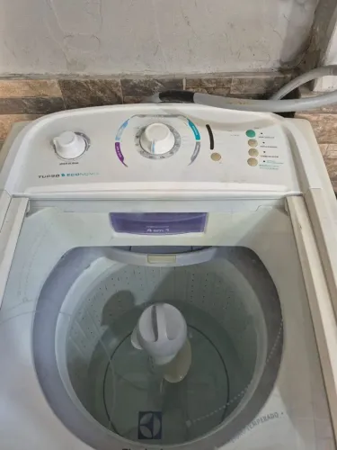 Maquina de lava roupa