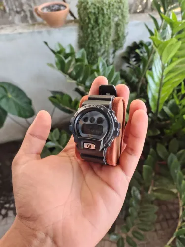 Relógio Casio Gshock DW-6900 preto/prata