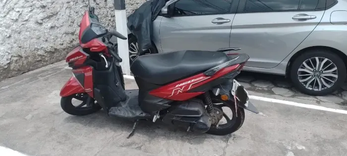 Moto neo 125 