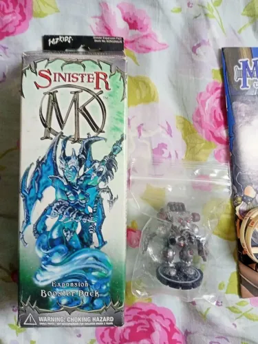 Booster Box Aberta + Miniatura Mage Knight + livro de regras Original + Fita