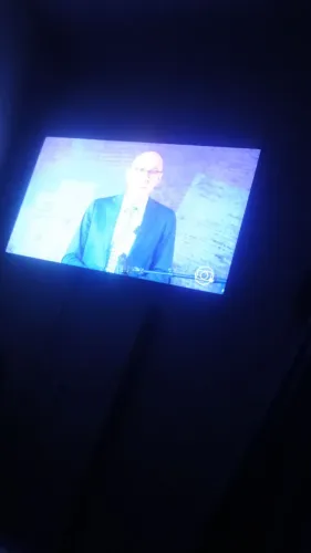 Troco tv de 60 polegadas por uma menor, com volta pra mim.
